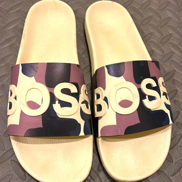Hugo Boss Made in Italy Beach Slides - Picture 1 of 5